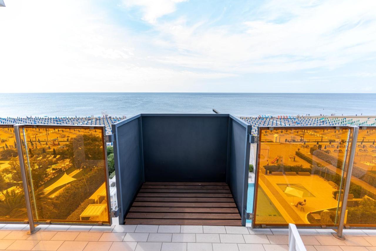 Hotel Orient & Pacific Lido di Jesolo Exterior photo