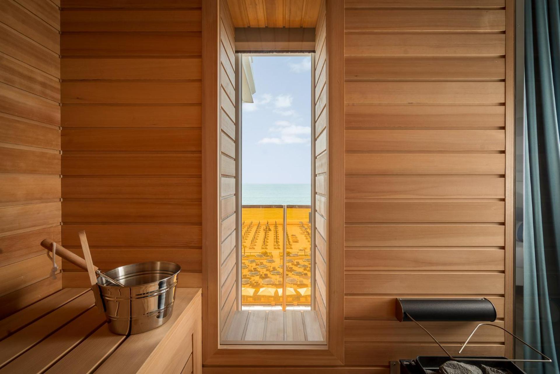 Hotel Orient & Pacific Lido di Jesolo Exterior photo