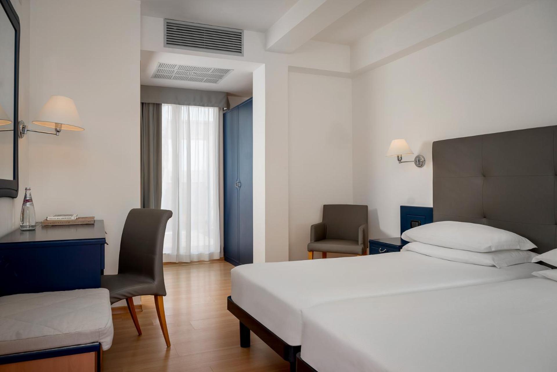 Hotel Orient & Pacific Lido di Jesolo Exterior photo