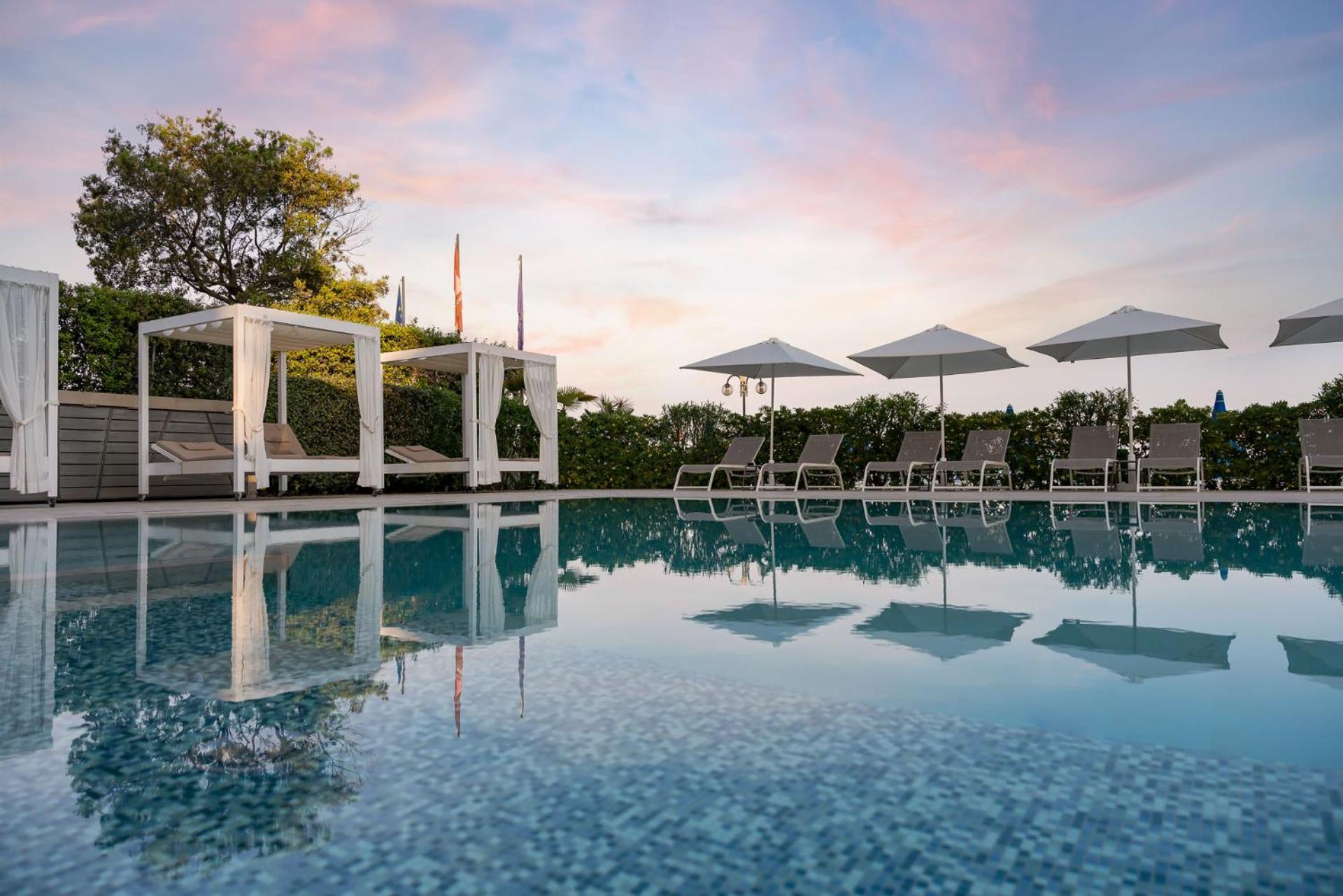 Hotel Orient & Pacific Lido di Jesolo Exterior photo